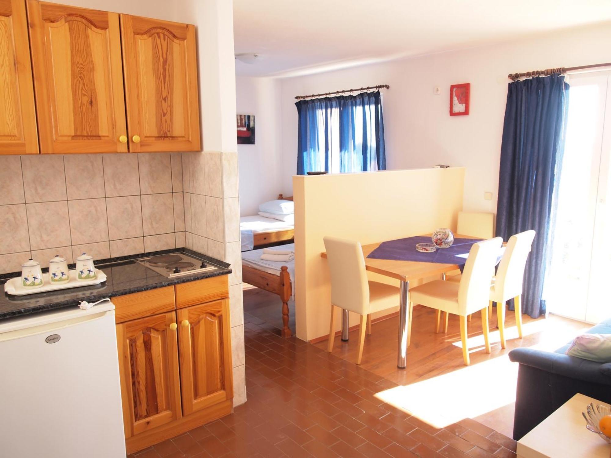 Apartments And Rooms With Parking Space Orebic, Peljesac - 10191 Bilik gambar